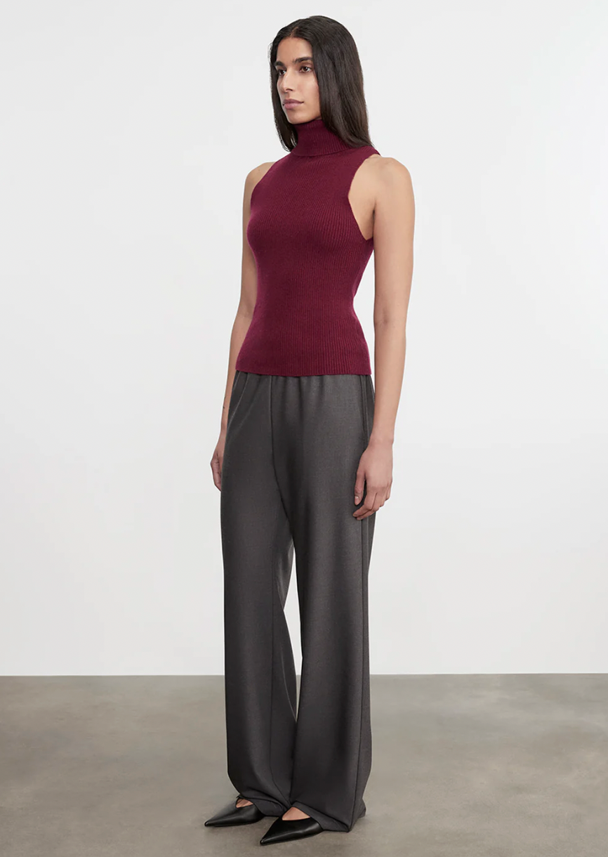 Everywhere Suit Pant in Charcoal