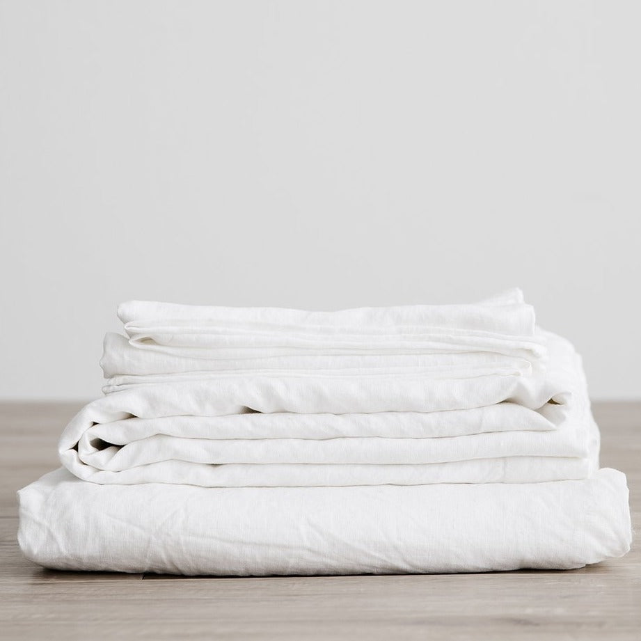 Linen Sheet Set With Pillowcases in White