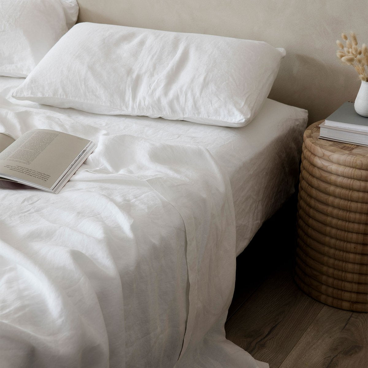 Linen Sheet Set With Pillowcases in White