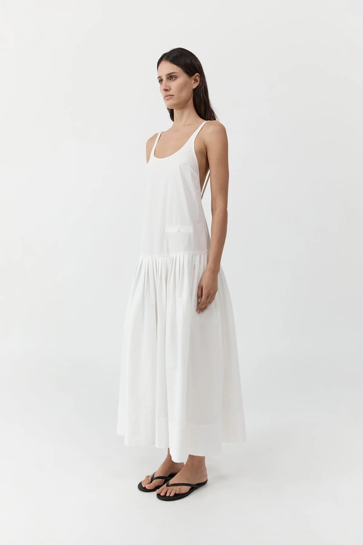 Relaxed Pleat Dress in Off White