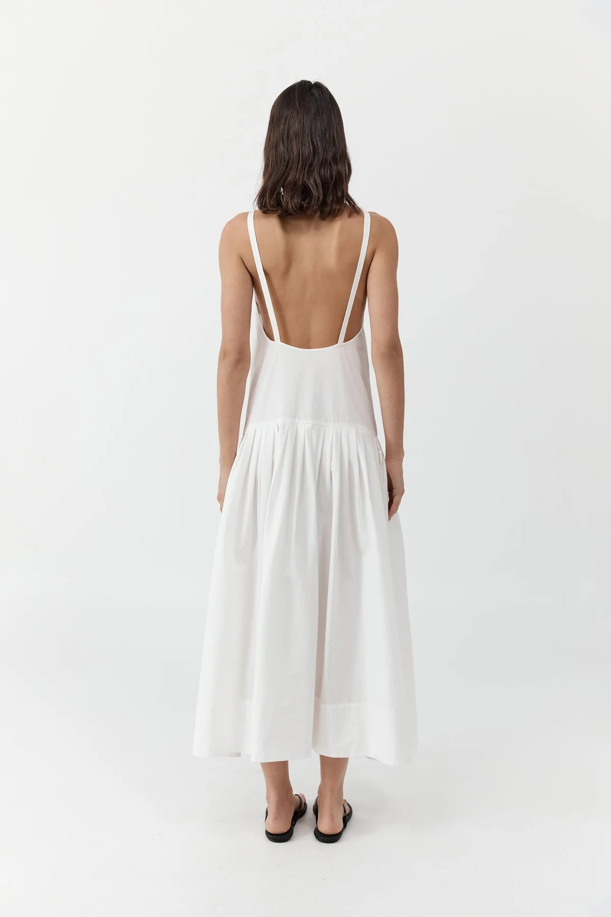 Relaxed Pleat Dress in Off White