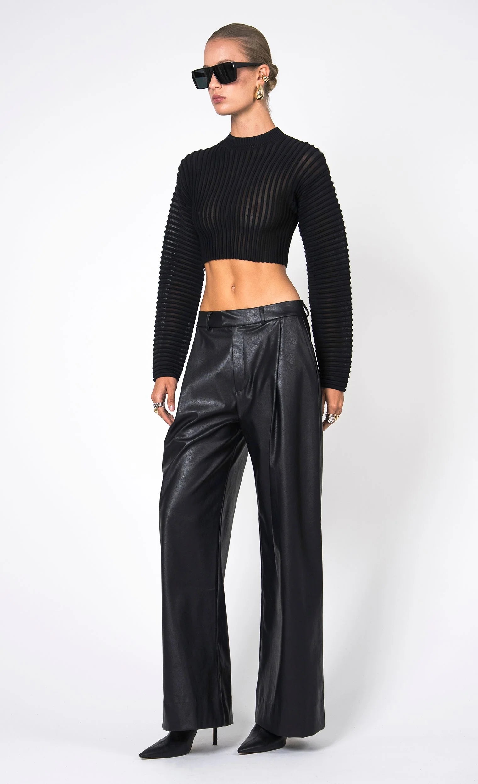 Salome Pant in Black