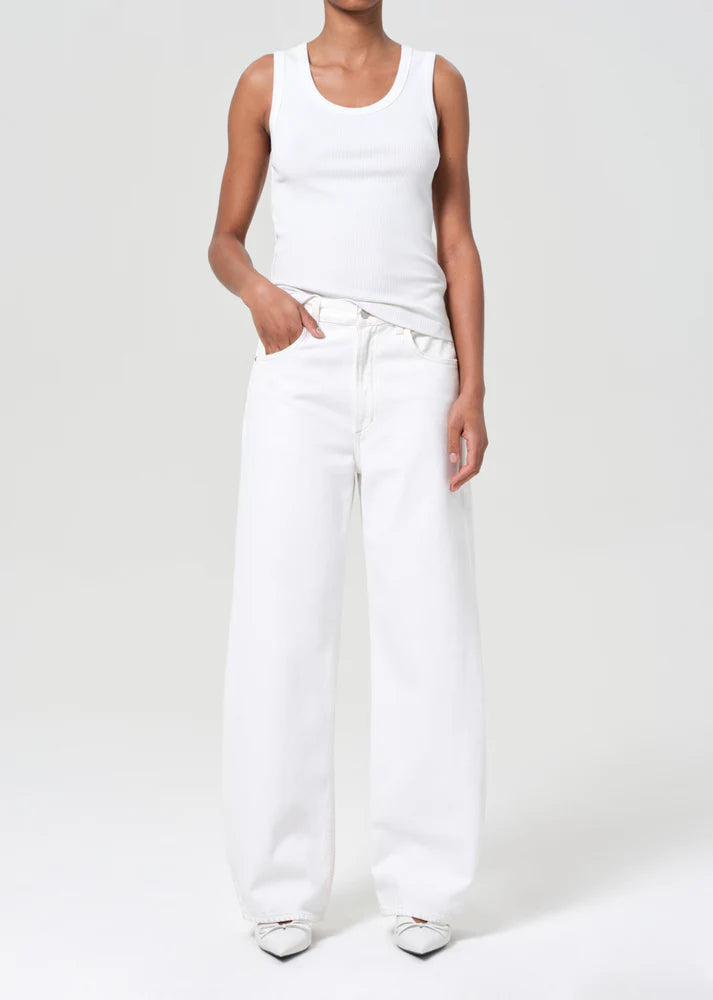 Low Curve Jean in Milkshake