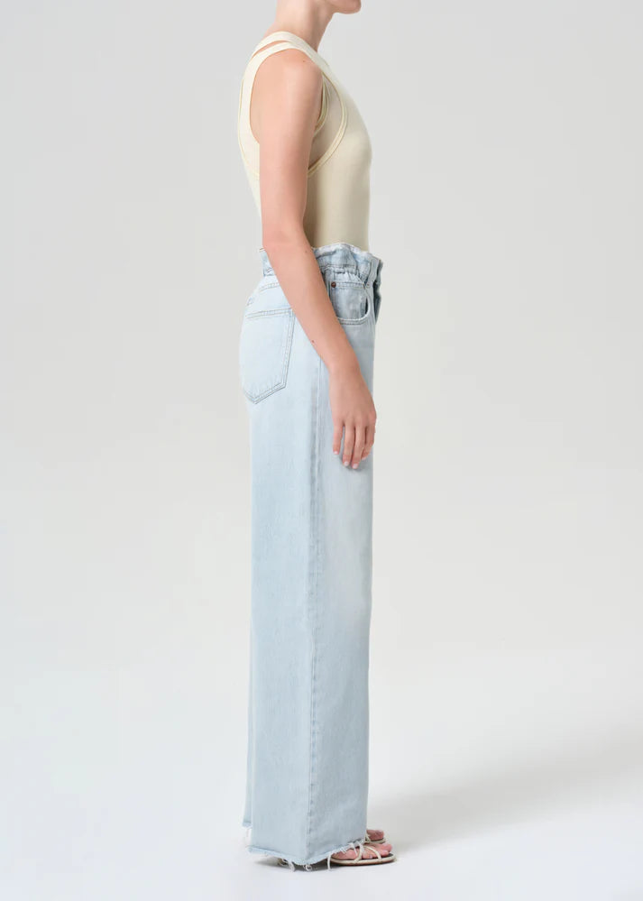 Lyonne Jean in Tangent