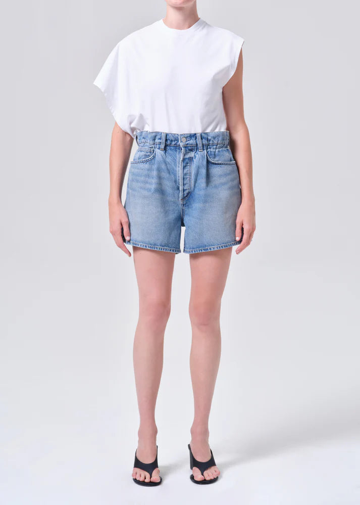 Lyonne Jean Short in Outbreak