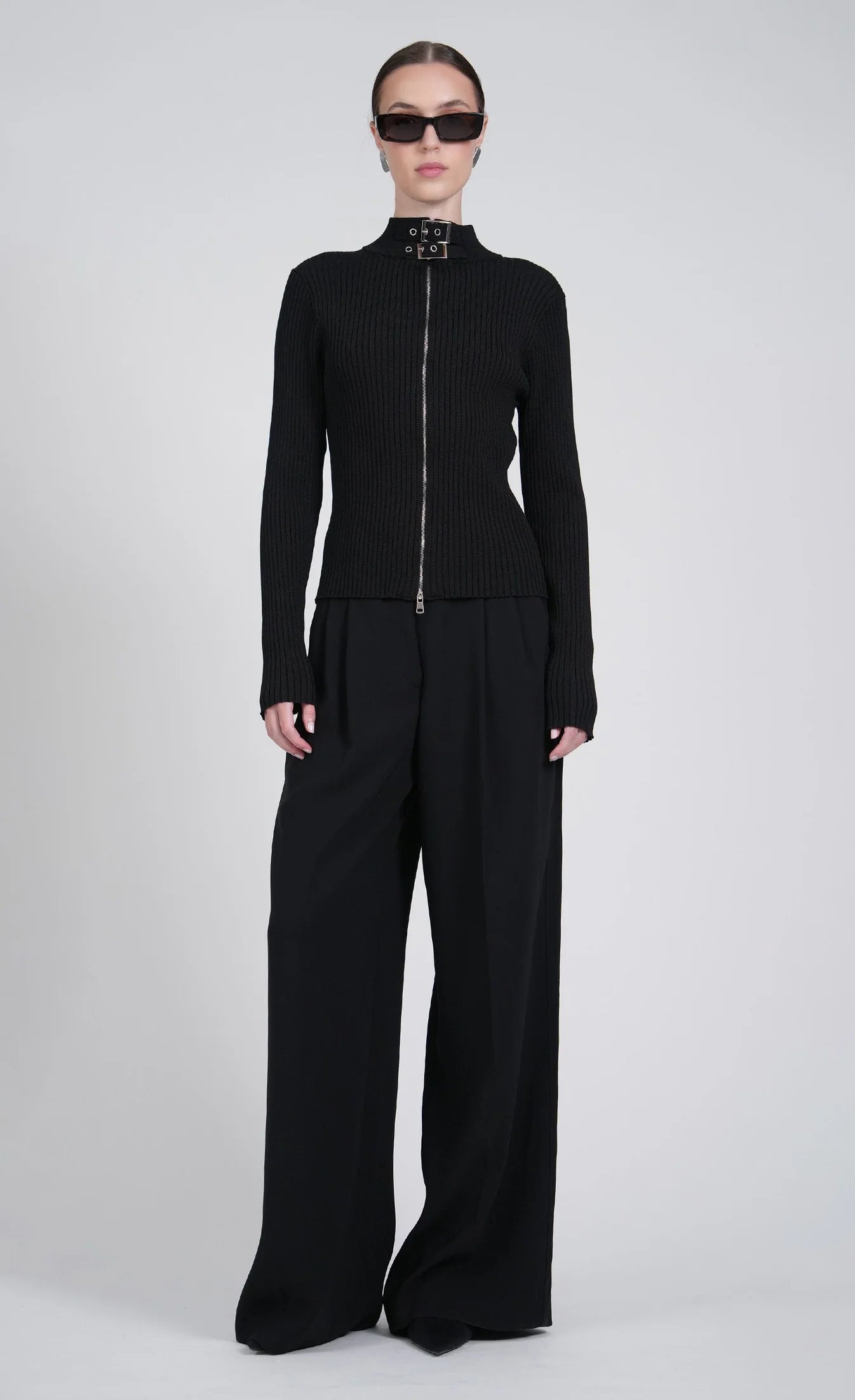 Dion Cardigan in Black