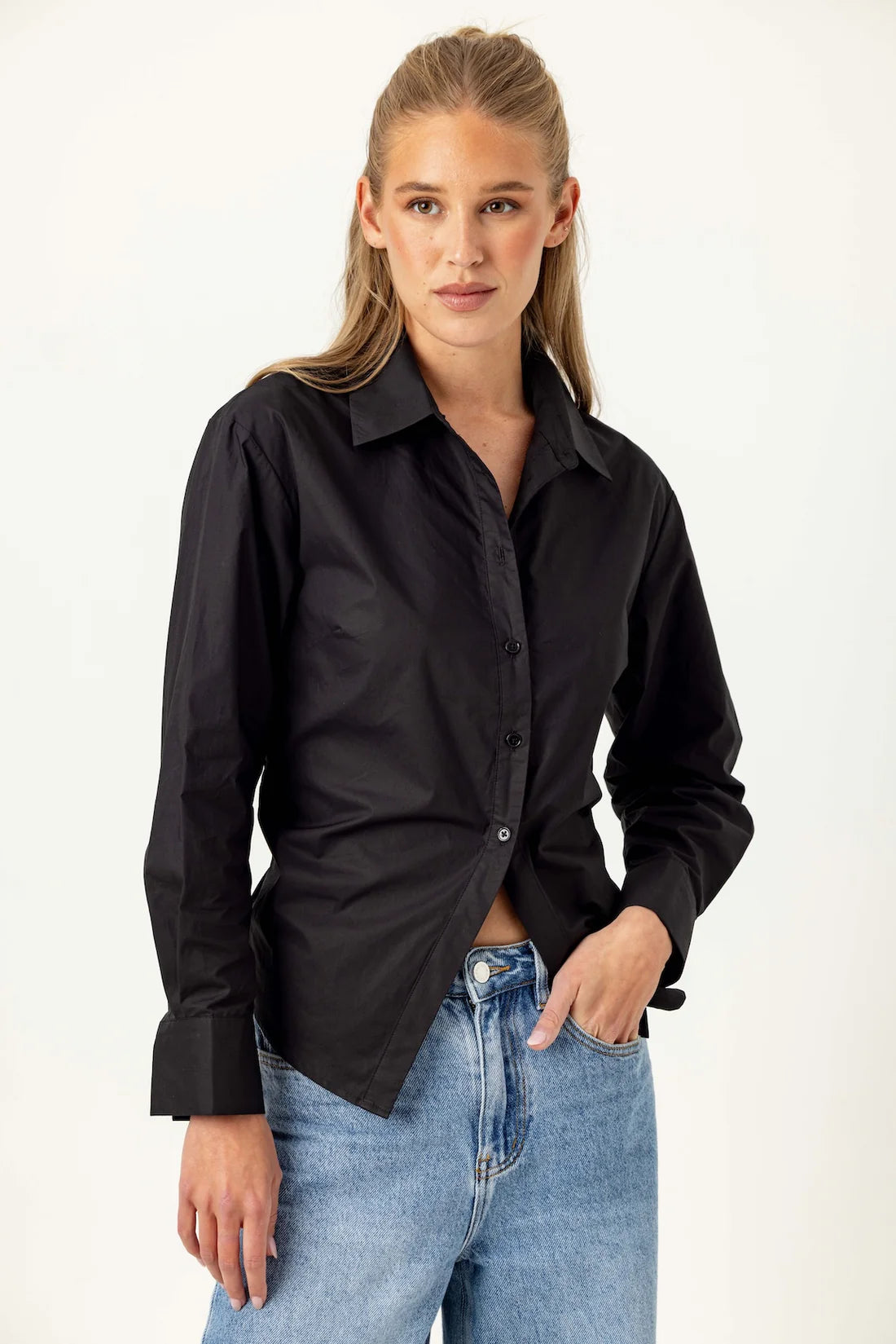 Aster Shirt in Black