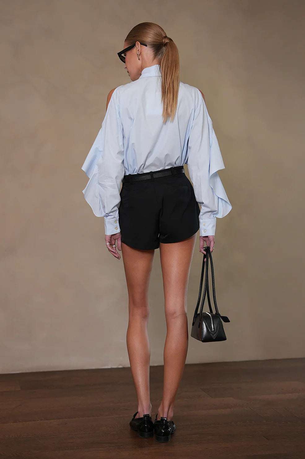 Axel Short in Black