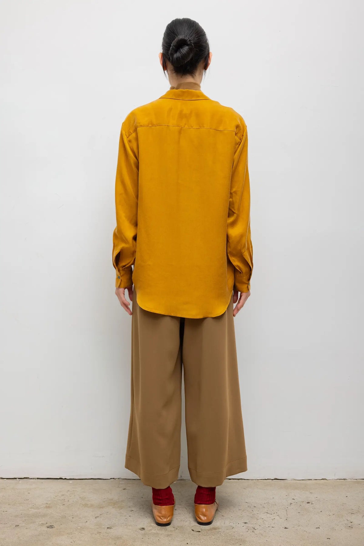 Kim Classic Button Down in Ceres