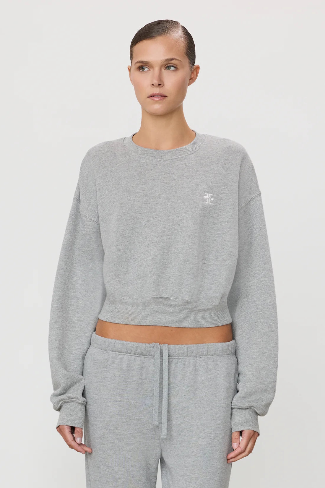 Cropped Crewneck Sweatshirt in Heather Grey