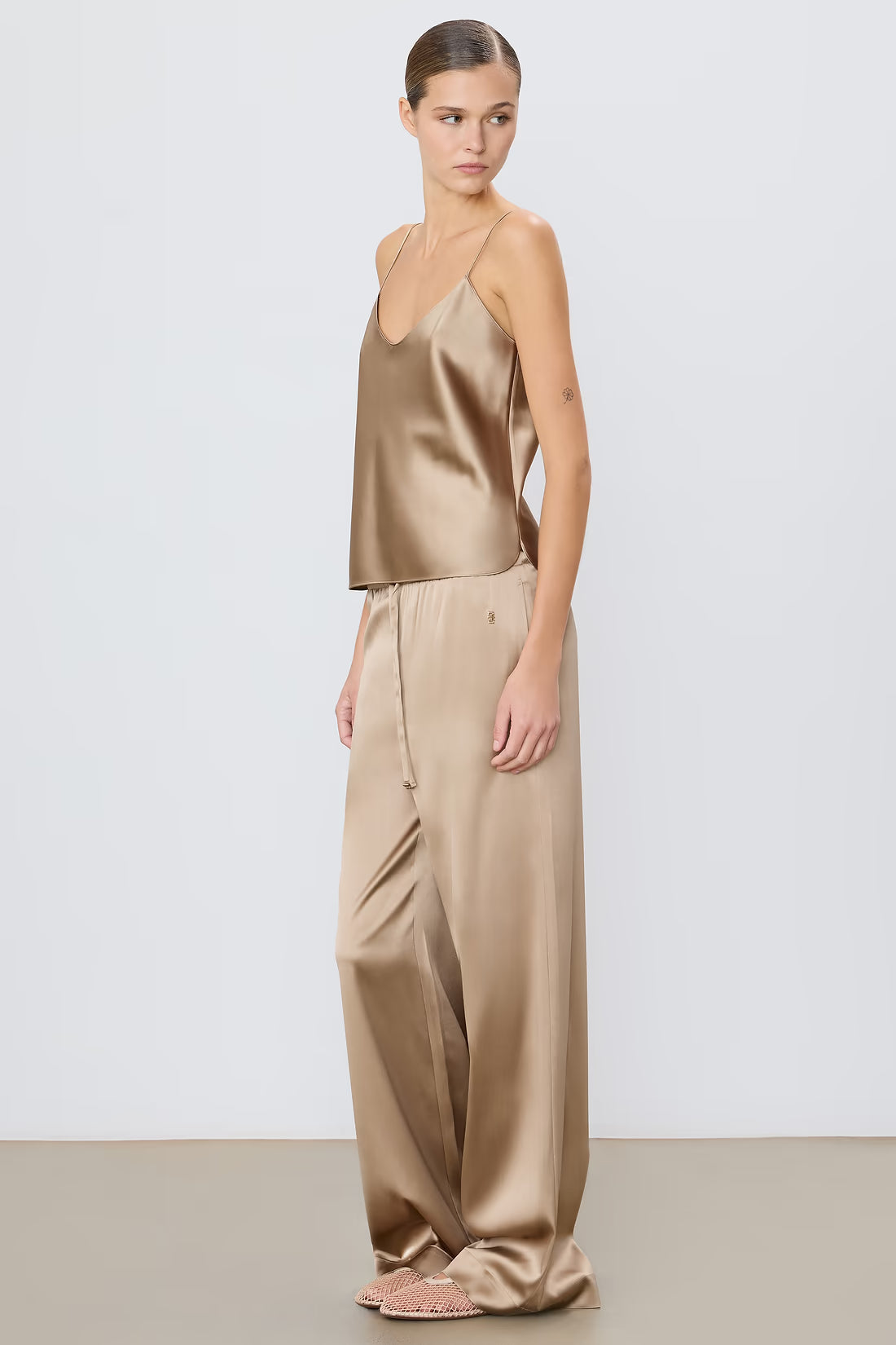 Brody Pant in Taupe