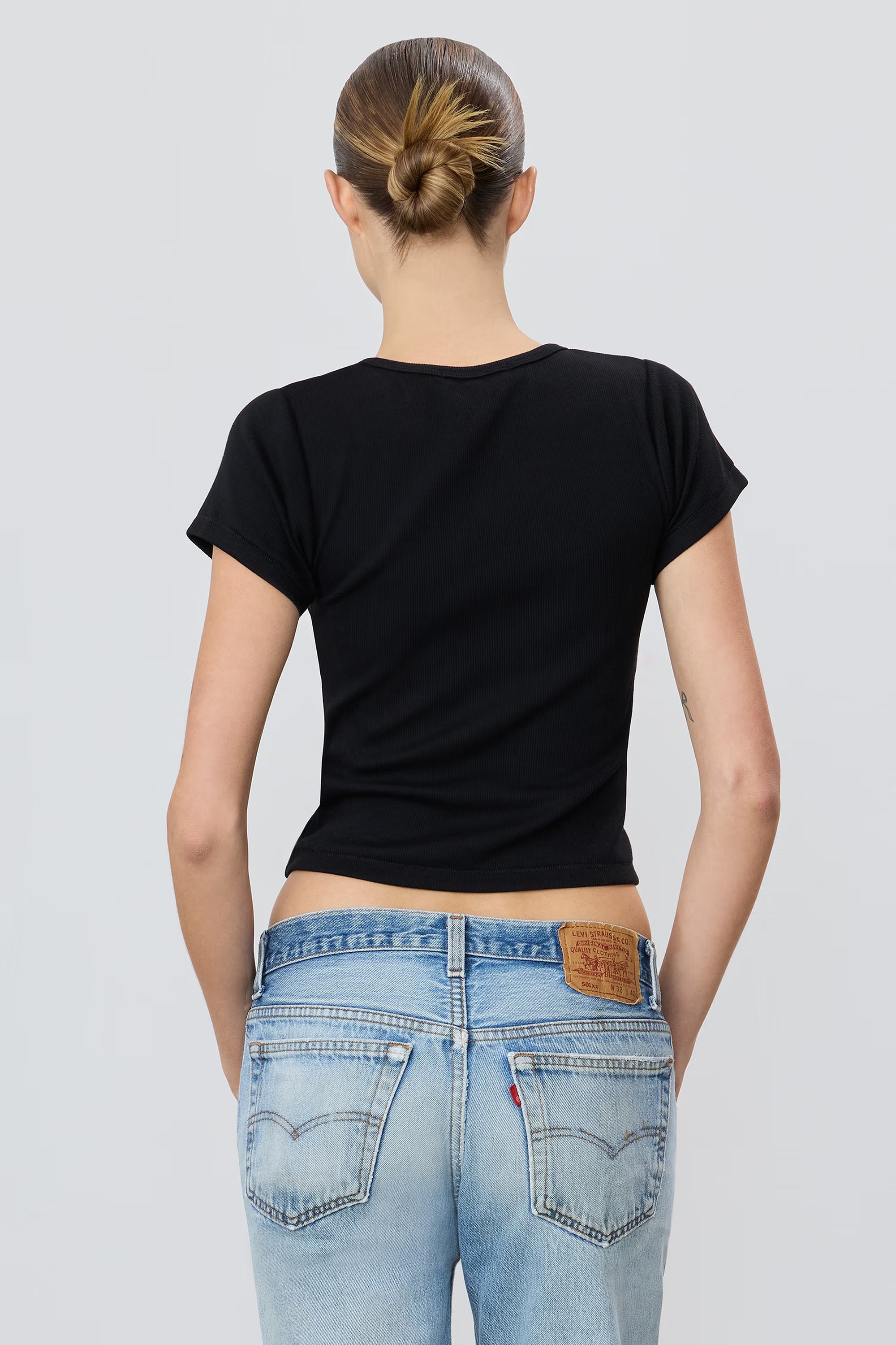 Short Sleeve Baby Tee in Black