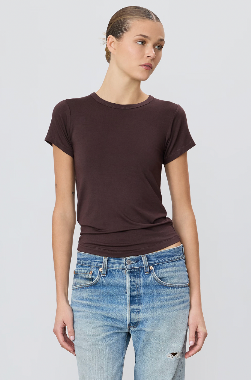 Fitted Crewneck Short Sleeve T-Shirt in Espresso