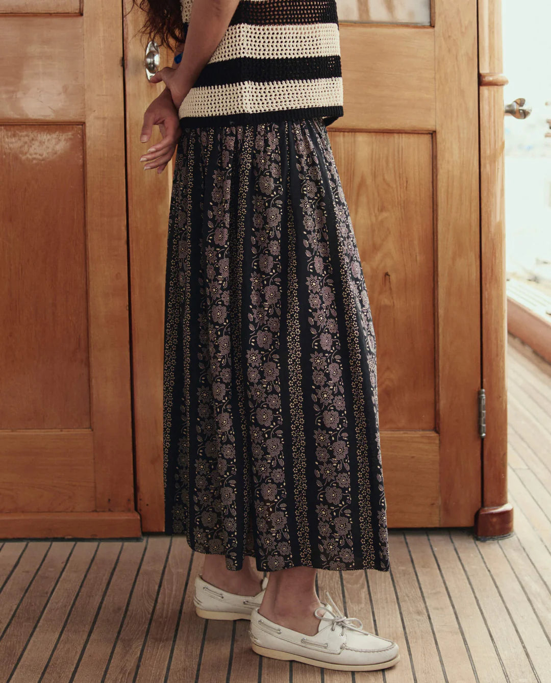 The Canary Skirt in Black & Cream Token Floral