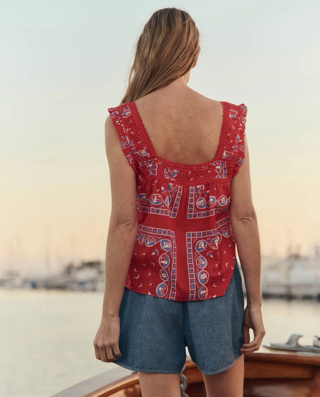 The Dolphin Short in Shoreline Wash