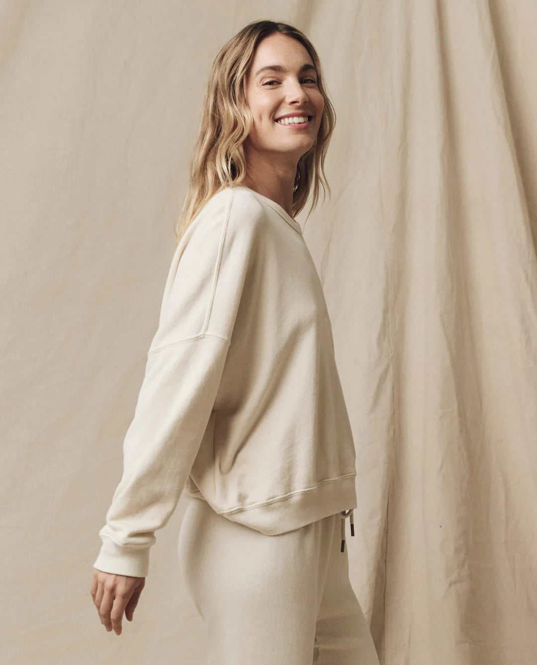 The Teammate Sweatshirt in Washed White