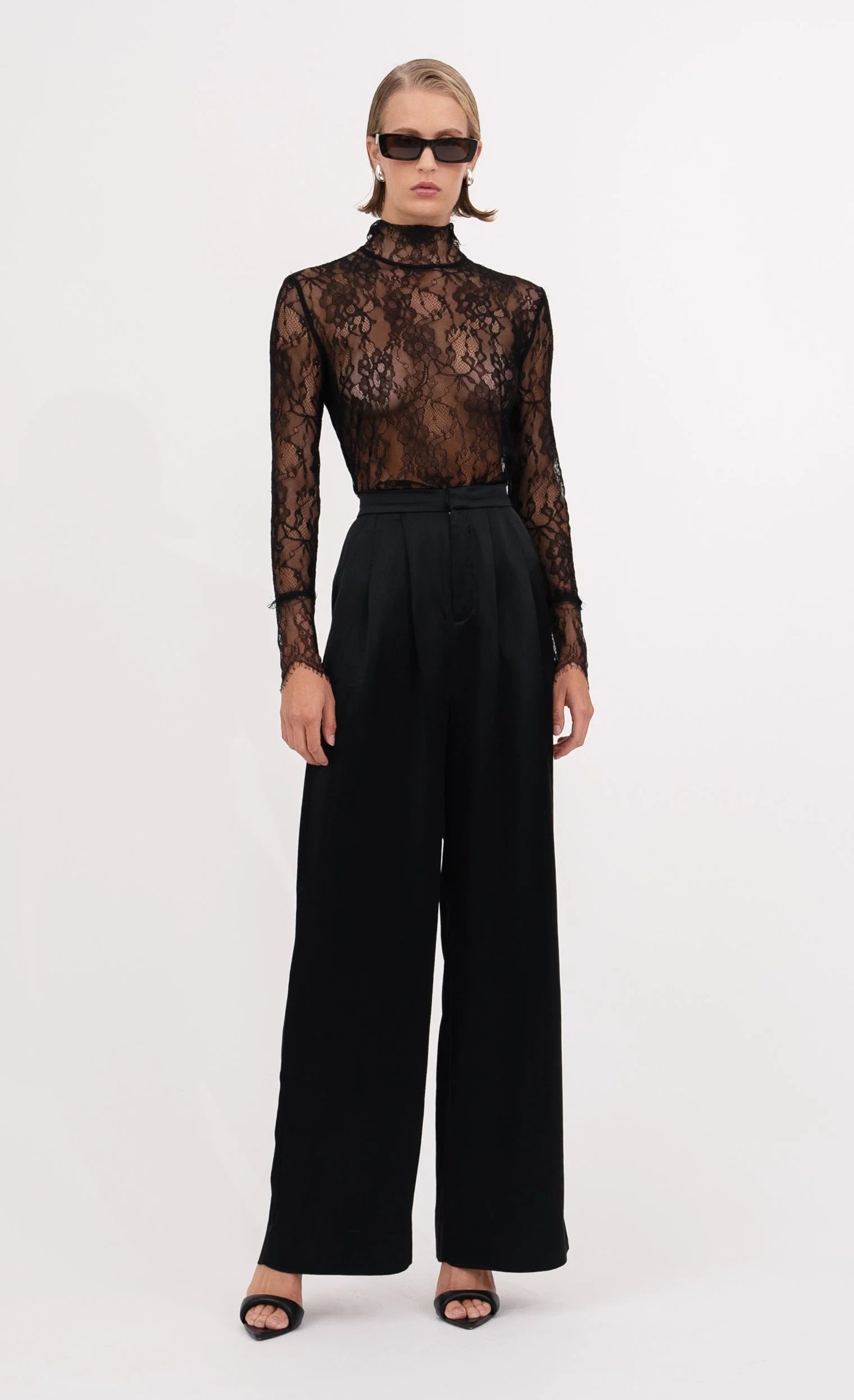 Mary Lace Top in Black